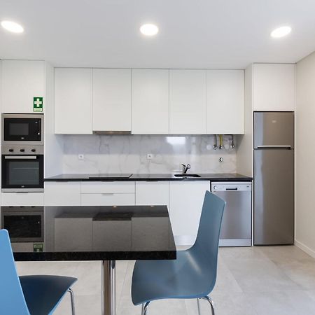 Beautiful Apartment In S O Martinho Do Porto With Balcony São Martinho do Porto Exterior foto